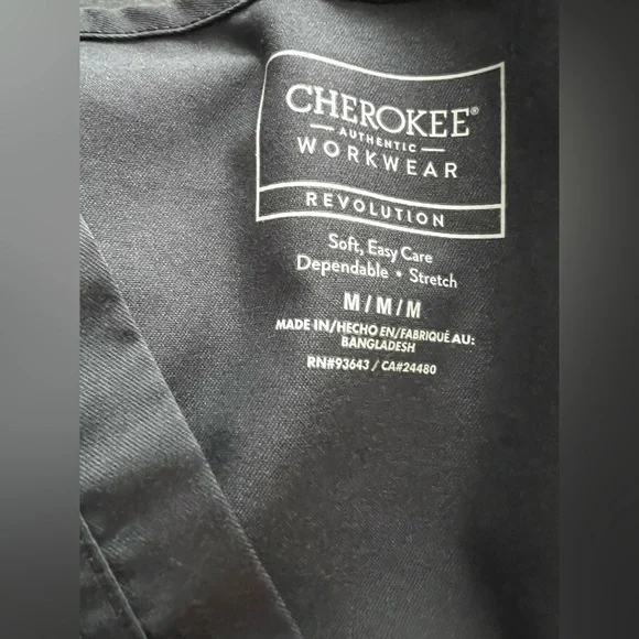 Cherokee Women's V-Neck Scrub Top - Teal and Gray - Picture 4 of 5